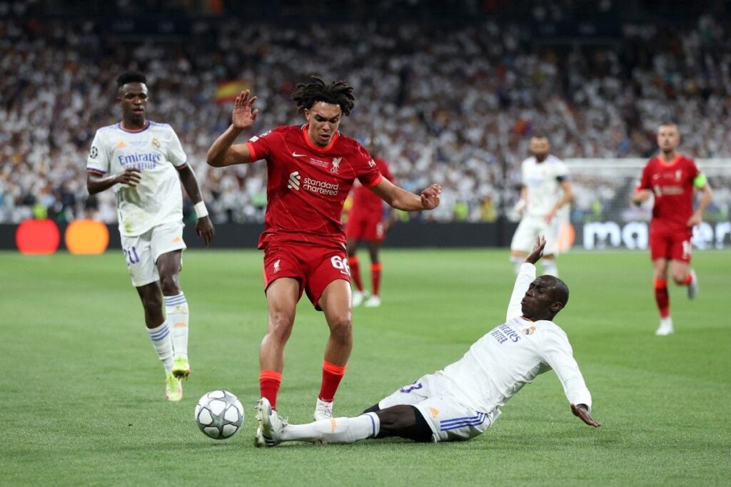 Real Madrid bunu hep yapıyor! Bedava yıldız…