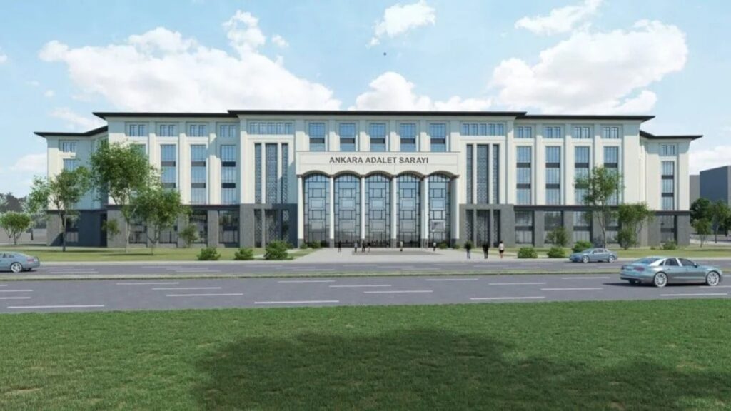 Saray müteahhidinden üçüncüsü geliyor