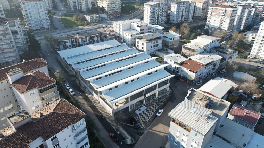 Bağlaraltı pazar alanı pazar günü hizmete açılıyor