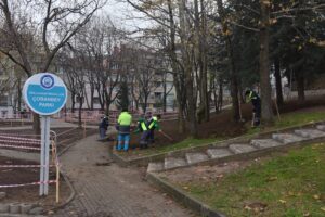 Bursa Yıldırım’da parklar yenileniyor