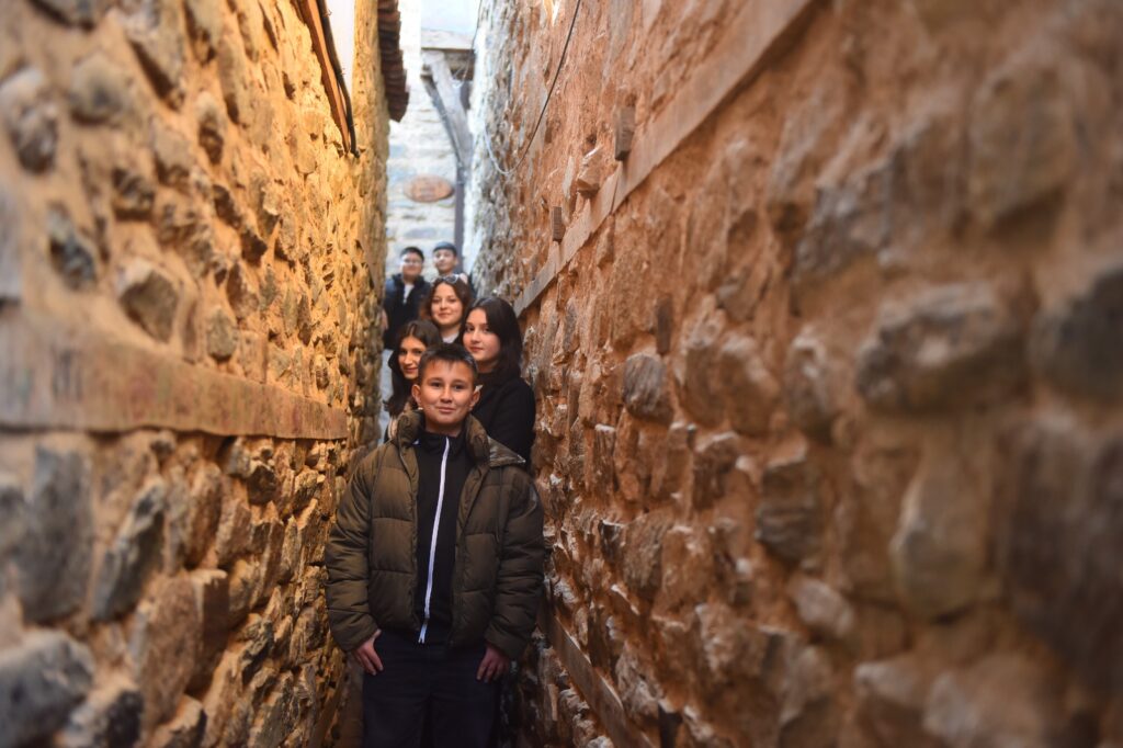 ‘Adım Adım Kadim Bursa’ gezileri başladı