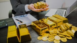 Zenginler altının cazibesine kapıldı