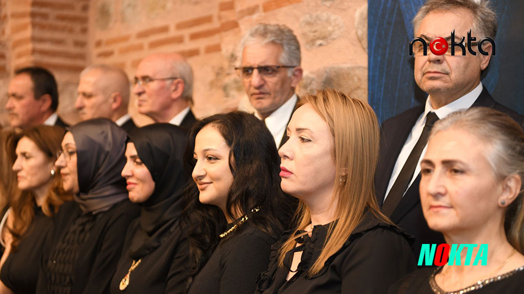 Bursa Osmangazi’de türkü dolu gece