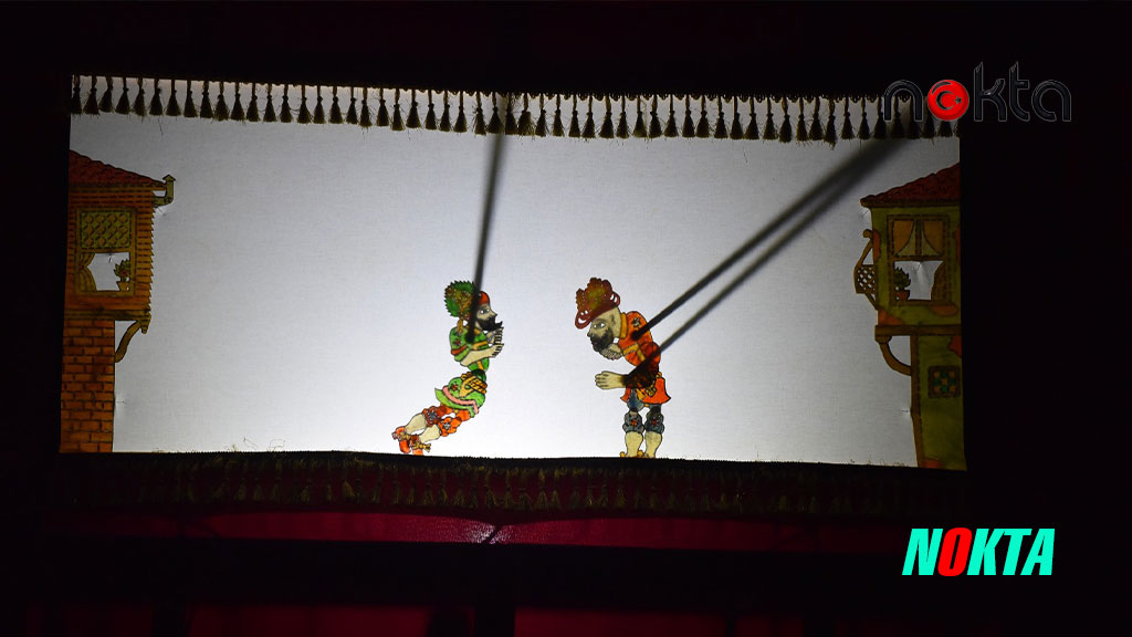 Bursa Yıldırım’da Çocuklar Hacivat Karagöz ile eğlendi