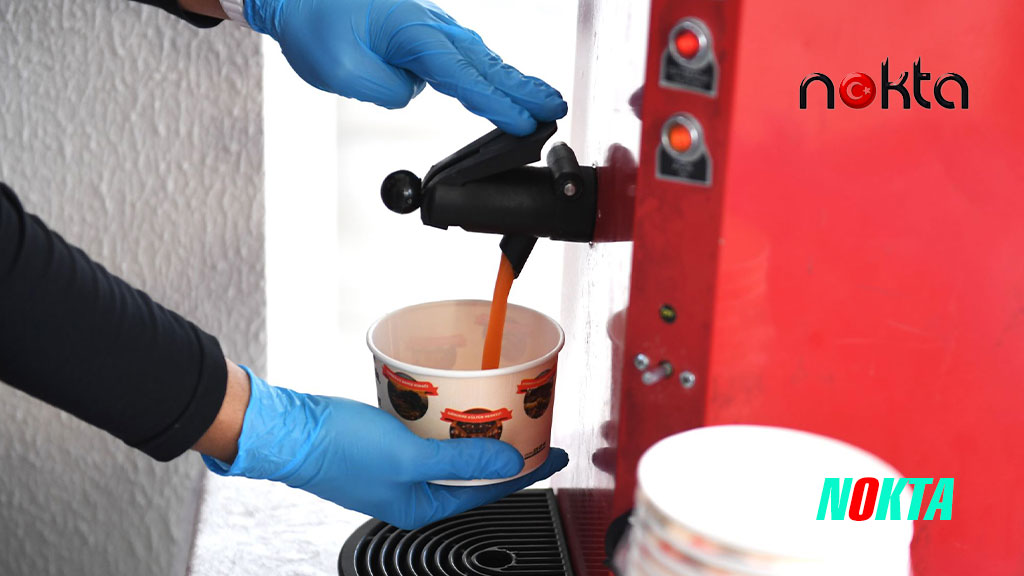 Kütüphaneye gelen öğrencilere çorbalar Başkan Aydın’dan