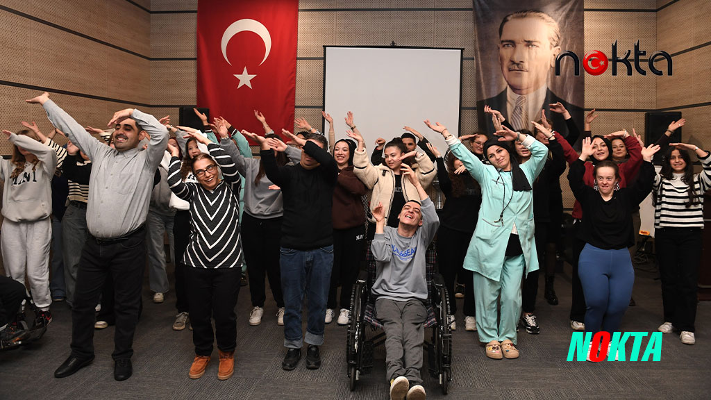 Liseli öğrenciler ve engelli bireyler Osmangazi’de ortak gösteri yaptı