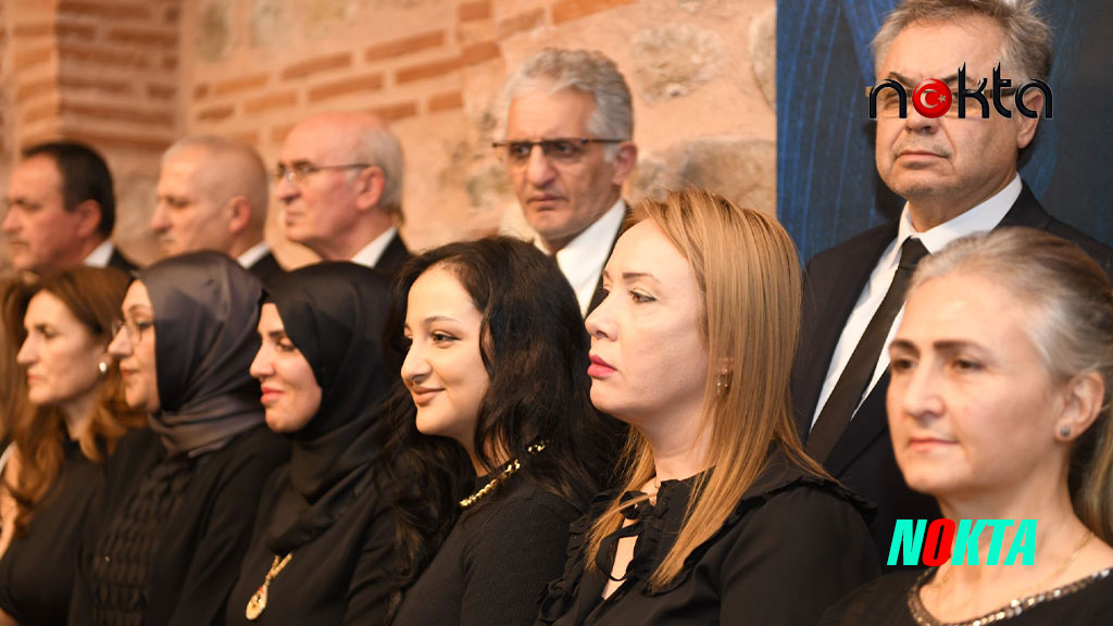 Yurdun dört bir yanından türküler Bursa Osmangazi’de yankılandı