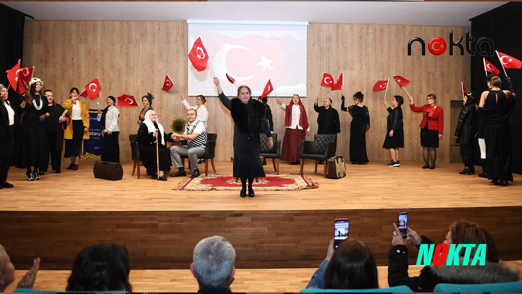 Zamansız Kadınlar oyunu Osmangazi’de sahne aldı