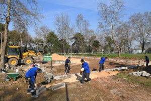 Bursa Osmangazi Belediyesi’nden gençlere basketbol sahası
