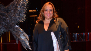 Ayşe Barım’a yurt dışı yasağı