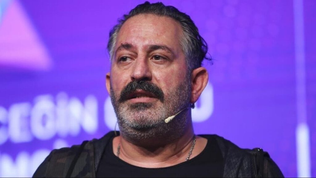 Cem Yılmaz ‘Her şeye alıştık’ diyerek isyan etti