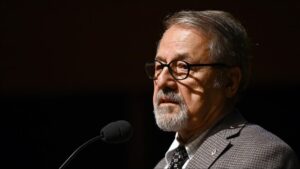 Deprem oldu, Naci Görür’den ‘sıkışıyor’ uyarısı