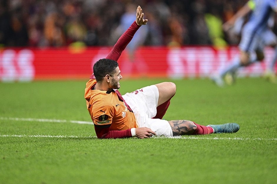 Divanda Icardi gerginliği! ‘Kimin paralarını yiyorsun…’