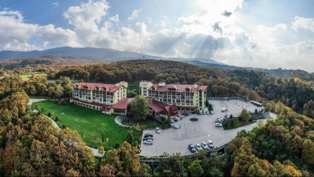 Gazelle’den FETÖ çıktı