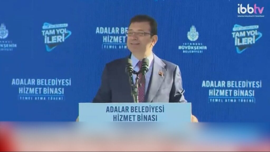 İmamoğlu’ndan protestoya yanıt: ‘Abi, sesin çok detone’