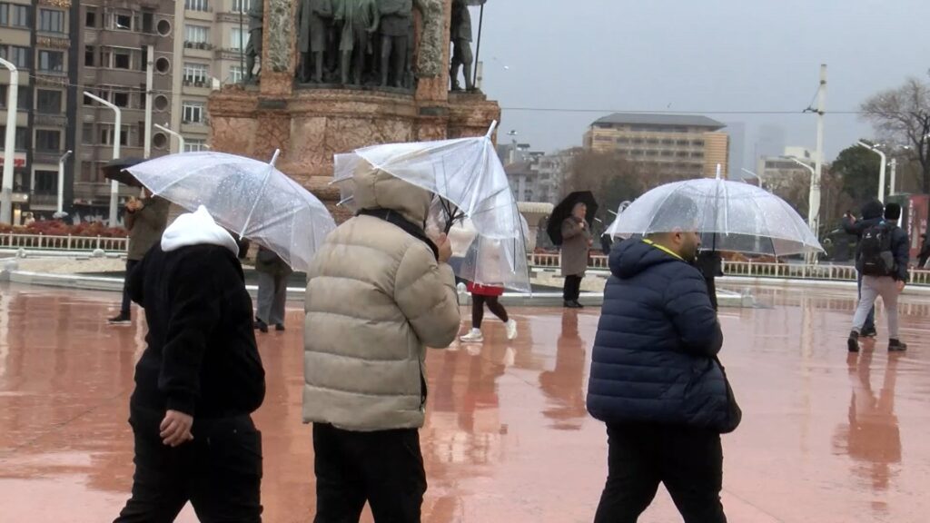 İstanbul’a önce çamur ardından kar yağışı geliyor