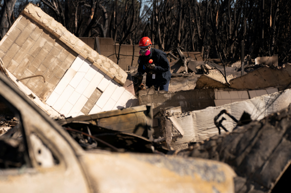 Los Angeles yangınlarının en fazla yüzde 35’i kontrol altına alınabildi