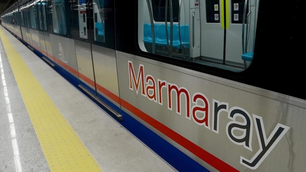 Marmaray arızalandı: Yolcular tahliye edildi