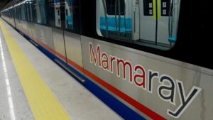 Marmaray arızalandı: Yolcular tahliye edildi