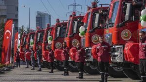 Orman yangınlarıyla mücadelede güçlü adımlar… Yeni araçlar envantere katıldı