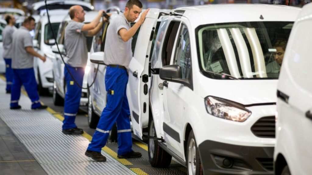 Otomobil devi 270 bin aracını geri çağırıyor