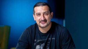 Serhat Akın aylar sonra döndü! Kumar açıklaması…