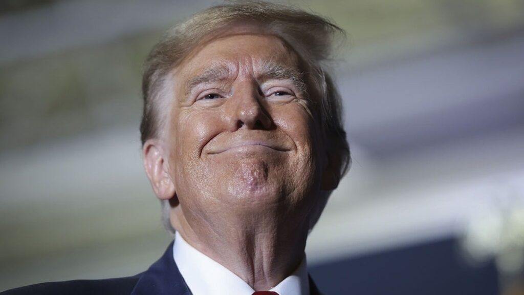 Trump’ın ülke satın alması için seferber oldular: Sokak sokak para dağıtıyorlar