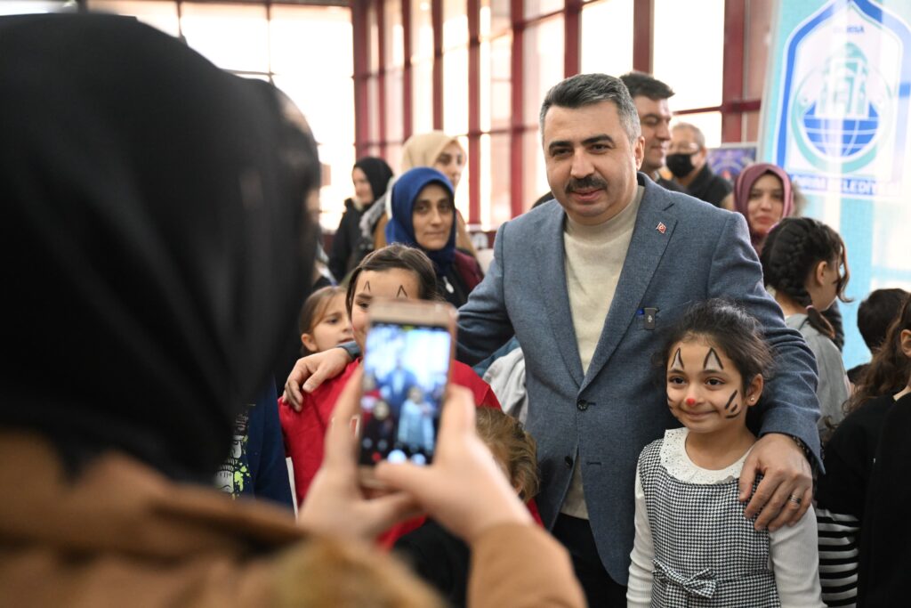 Bursa Yıldırım'da tatil 'eğlenceli' başladı