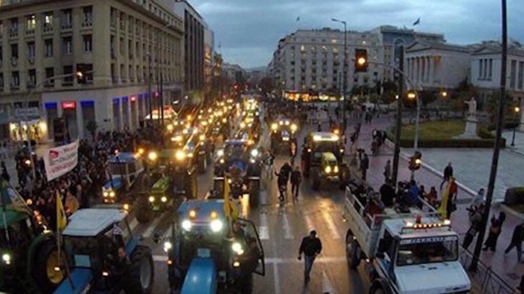 Yunanistan’da çiftçiler eylem yaptı