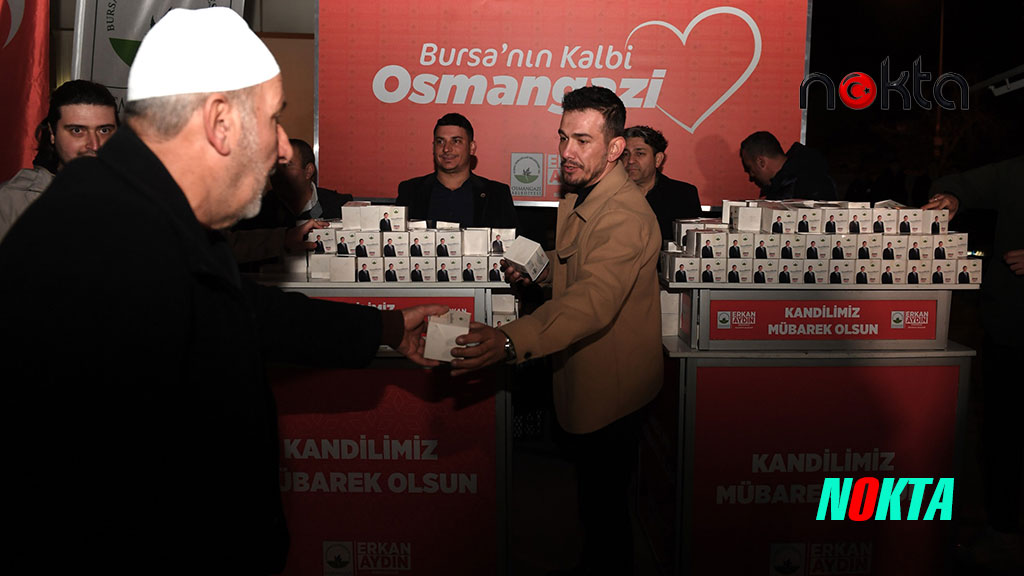Bursa Osmangazi Belediyesi vatandaşlara kandil simidi dağıttı
