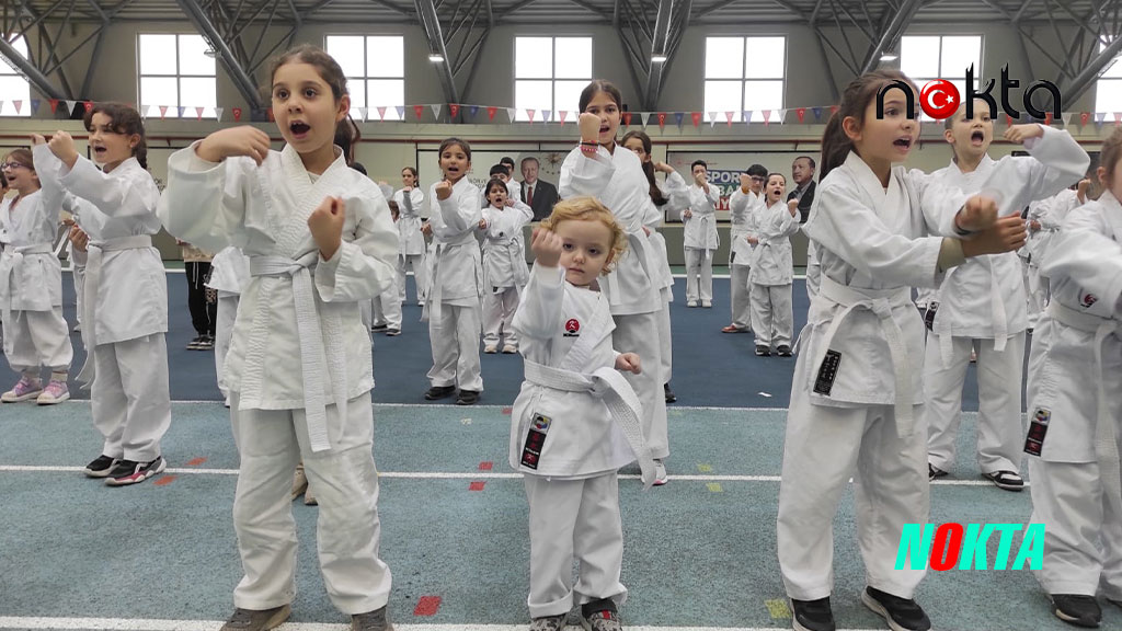 Bursa Osmangazi’de karate eğitim semineri