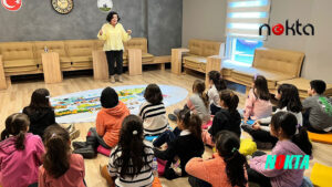 Çocuklar için Masal Tadında Şiirler