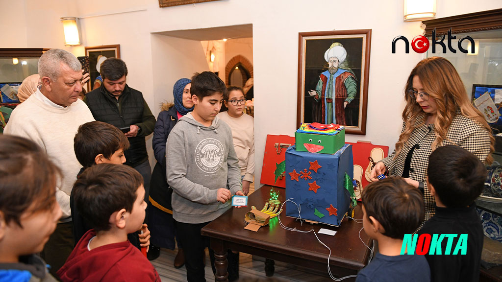 Osmangazili öğrencilerden robotik kodlama sergisi