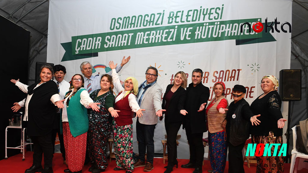 Ulaşmış Köy Tiyatrosu, Osmangazili çocuklar için sahnede