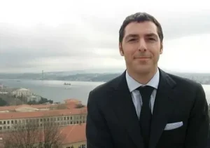 Londra’da komi Türkiye’de sosyete gelini! Yeşilçam filmi gibi: İş insanı Raif Dinçkök ve Seda Boyraz aşkı