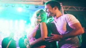 14 Şubat Sevgililer Günü Konserleri: İstanbul, Ankara, İzmir, Eskişehir… Hangi Şehirde Hangi Konser Var?