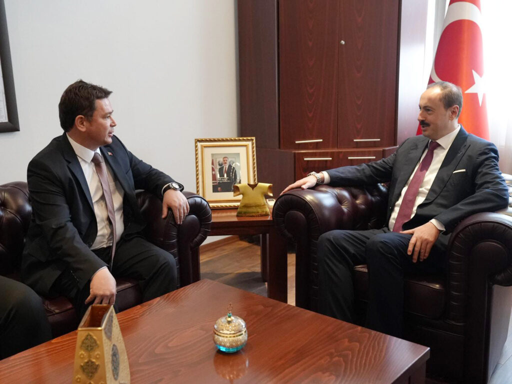 Kardeş şehirler Üsküp’te buluştu