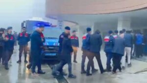 2 organize suç örgütüne operasyon: 64 gözaltı 19 tutuklama