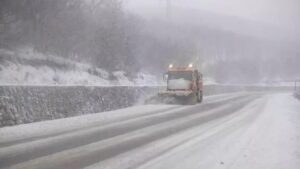 İstanbullular dikkat! Okullar tatil olacak mı? Kar kalınlığı 10 santimetreyi bulabilir!