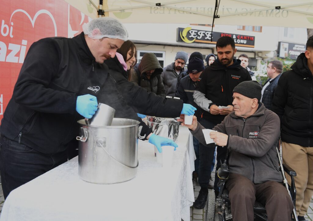 Bursa'da Başkan Aydın vatandaşlarla buluşmaya devam ediyor