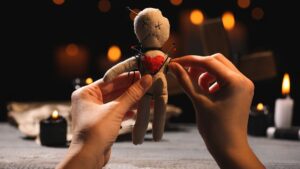 Büyüsüyle ünlüydü; artık din sayılıyor