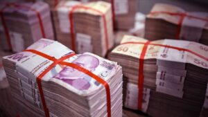 Faiz oranları düşüyor konut kredisi fırsatları yükseliyor: İşte banka banka güncel oranlar