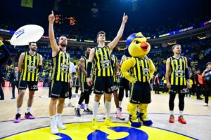 Fenerbahçe Euroleague’de seriye bağladı