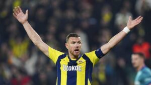 Fenerbahçe’de elinde kırık tespit edilen Edin Dzeko, Kasımpaşa maçında oynayabilecek mi? Mourinho’nun 11’i şekillendi…