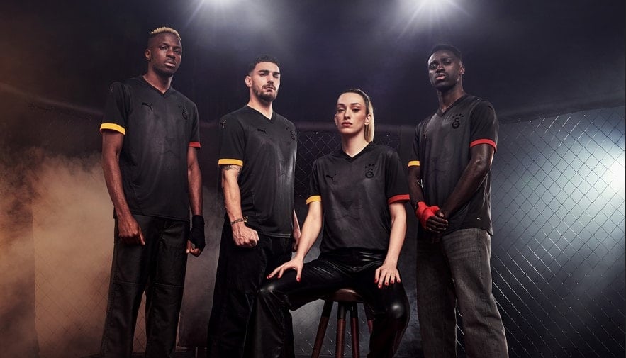 Galatasaray’ın 4. forması görücüye çıktı