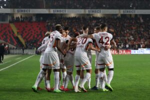 Galatasaray’ın yeni transferi siftah yaptı