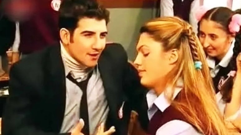 ‘Hayat Bilgisi’nin ‘Barbie’si ile ‘Ortega’sı yıllar sonra bir araya geldi