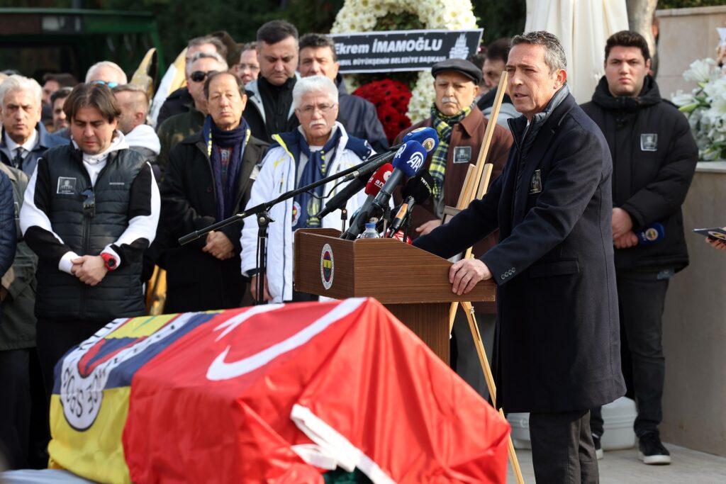 Hayatını kaybeden Ogün Altıparmak için tören düzenlendi