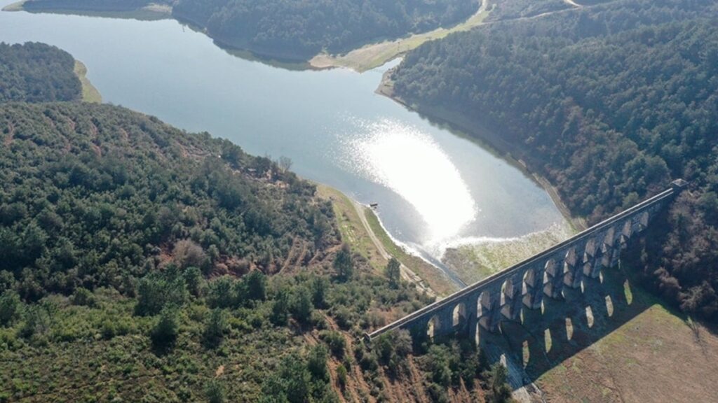 İstanbul’a kar yağdı, barajlardaki doluluk oranı arttı