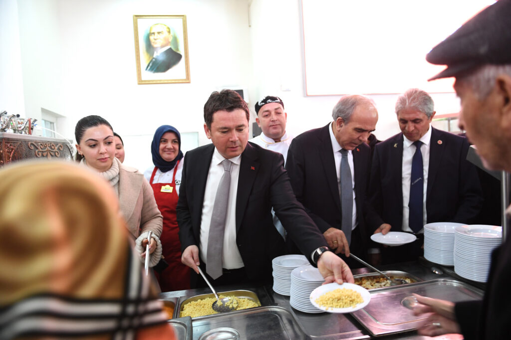 Kent Lokantası ve Genç Kafe’nin yeni şubeleri açıldı